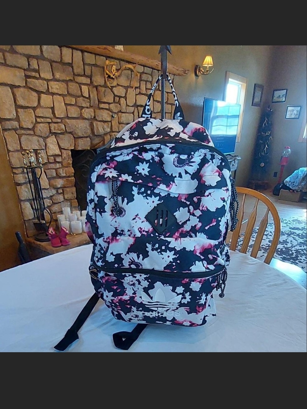 adidas Originals Trefoil 2.0 Pink Floral Backpack - Like New